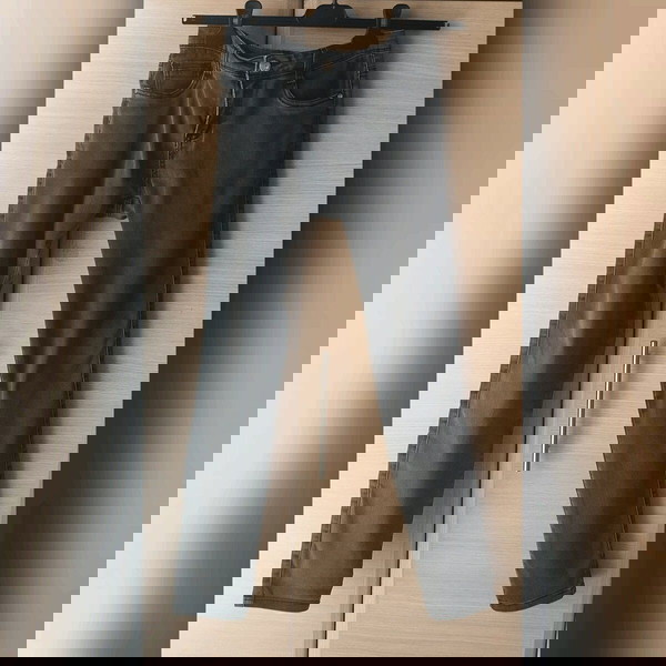 Γκρι jean