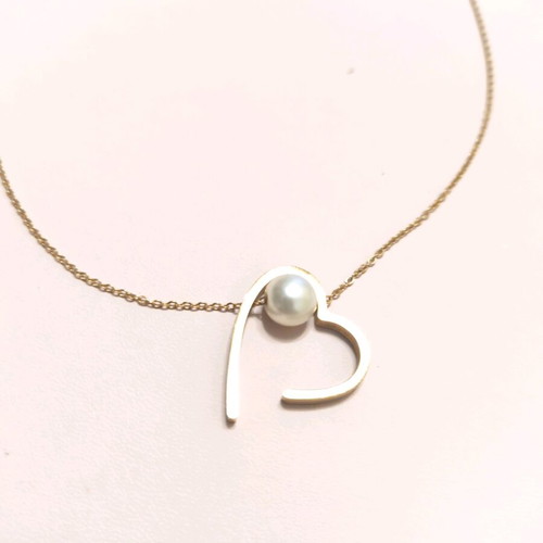 Heart Necklace New Gold with Pearl and Steel Chain