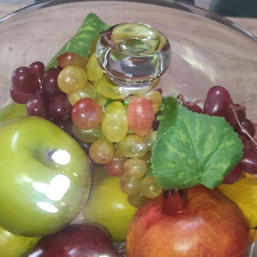 Glass cake stand with lid like new