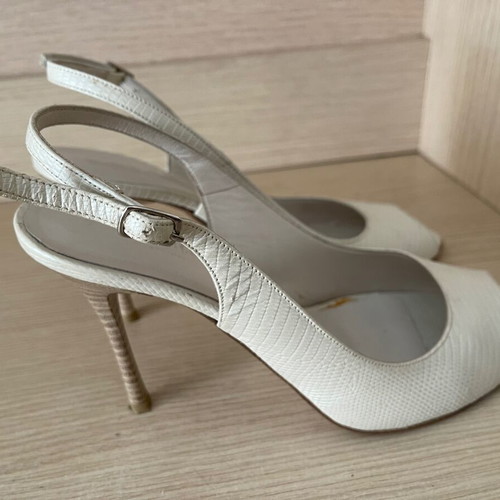Takis Mallas No 40 leather heels like new