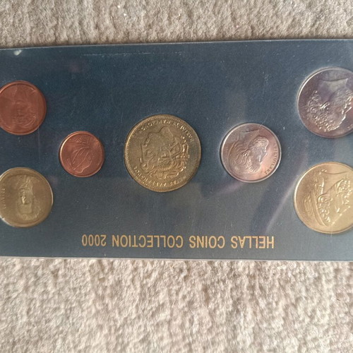 Collectible drachma coin set new, commemorative