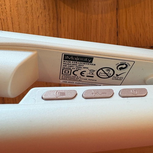 Hair Majesty Hair Straightener with Steam like new, model HM-4022