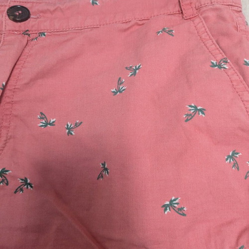 Sfera fuchsia shorts with designs like new