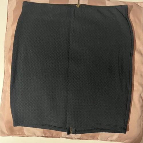 Bershka mini skirt blue like new, size M