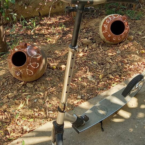Scooter used, foldable for teenager