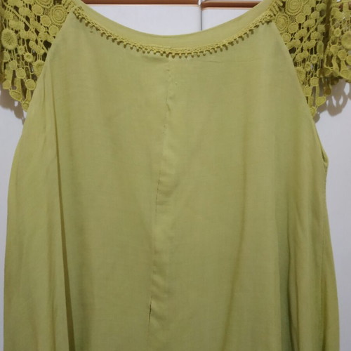 Women's blouse with asymmetrical lace sleeve, like new, size M