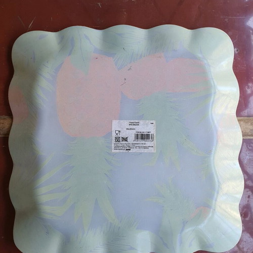 Glass serving platter like new