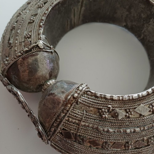 Vintage Bedouin Tribal Bracelet silver handmade, like new