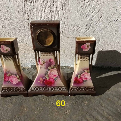 Decorative antique clock used