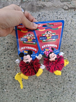 Set of 2 collectible Mickey and Minnie Koosh keyrings like new