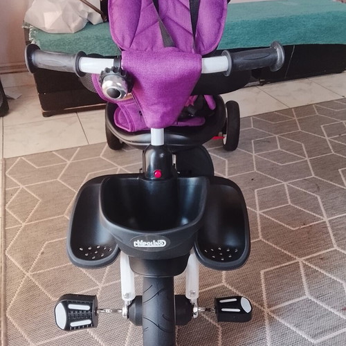 Tricycle for Twins new, Kenourio