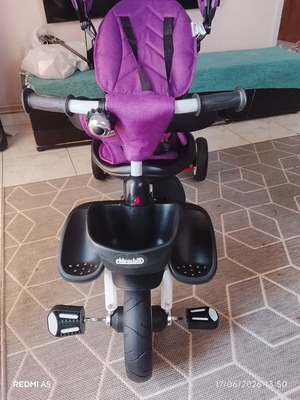 Tricycle for Twins new, Kenourio