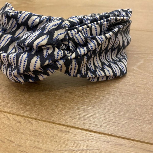 Tinos Headband new, white and blue, bleecker and love