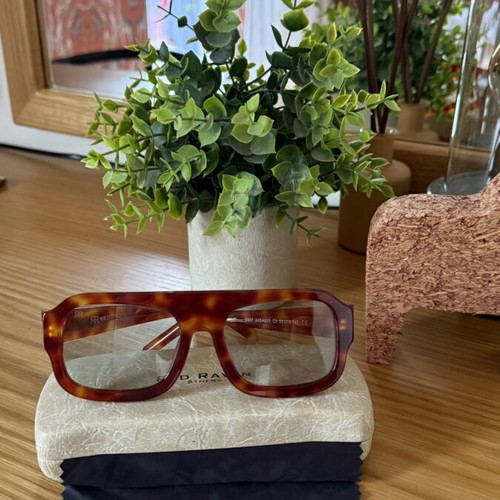Red Raven Oversized Sunglasses Tortoise Shell Like New
