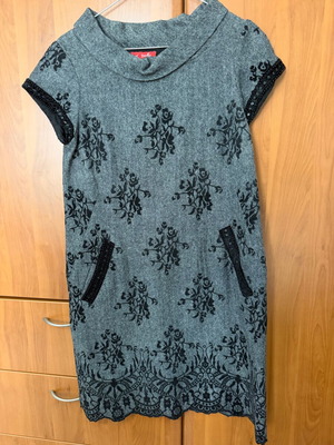 Dress like new, black and gray, size S