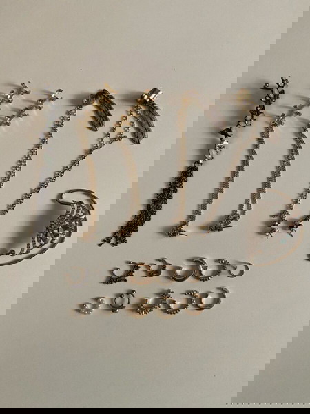 Σκουλαρίκια για αυτιά και μύτη