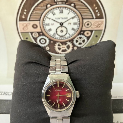 Seiko Automatic 2205A women's watch used, vintage, red-silver