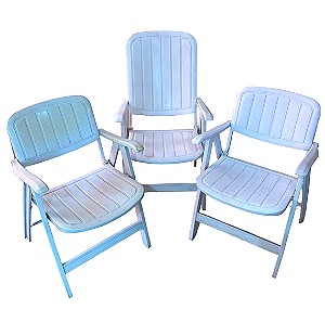 Σετ 3 πλαστικές καρέκλες κήπου -βεράντας