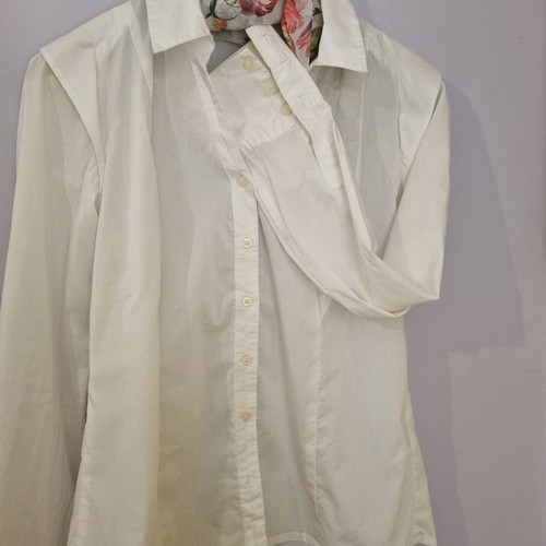 White shirt Large used with shoulder design