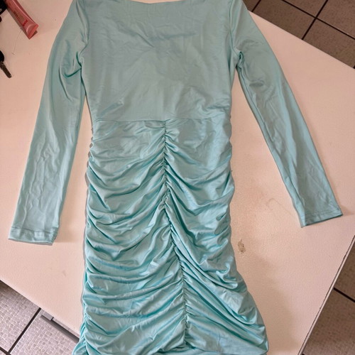 Elastic dress new with tags, size L, turquoise, back opening