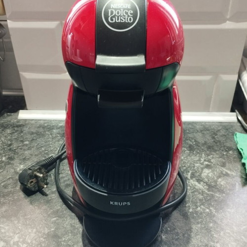 Nescafé Dolce Gusto Krups coffee machine used, for spare parts