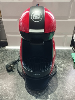 Καφετιέρα κάψουλας Nescafé Dolce Gusto Krups μεταχειρισμένη, για ανταλλακτικά