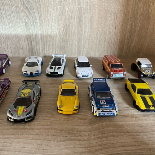 Hot Wheel exclusive collection like new