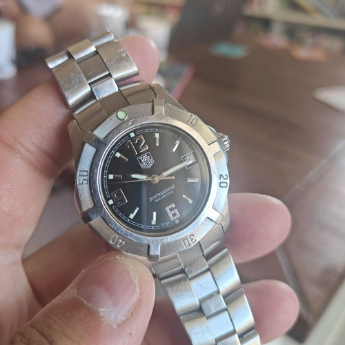 Tag Heuer 2000 wristwatch, 38mm, quartz Swiss movement