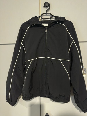 Bershka windbreaker black like new unisex size S