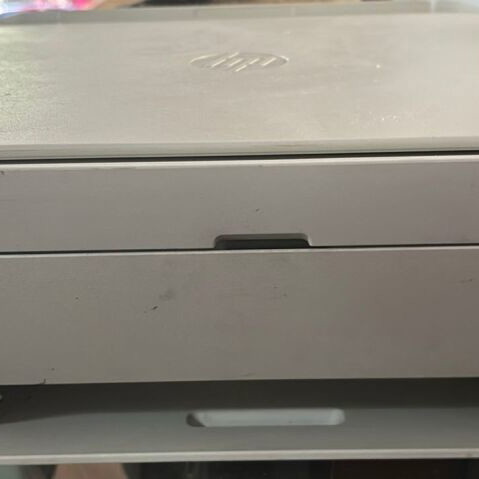 HP DeskJet 2700 All-in-One printer like new with USB and WiFi