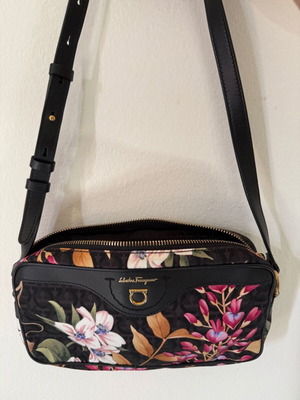 Salvatore Ferragamo handbag new, multicolor handheld