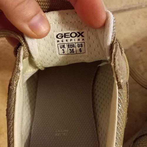 Geox women's athletic shoes new, size 36, gray and beige