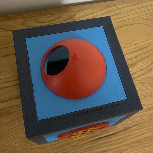3D printed Scrooge McDuck treasure safe piggy bank hand-painted