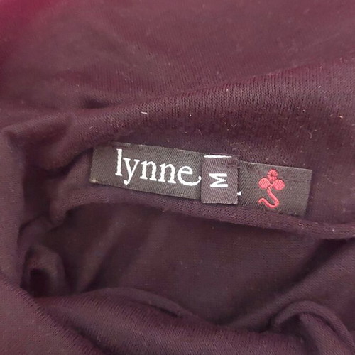 Lynne blouse like new, size M, black and gray