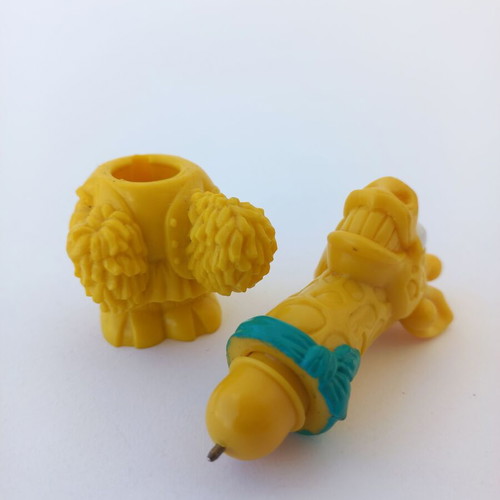 Collectible giraffe cheerleader pen figure Wendy's used, 1992-1995