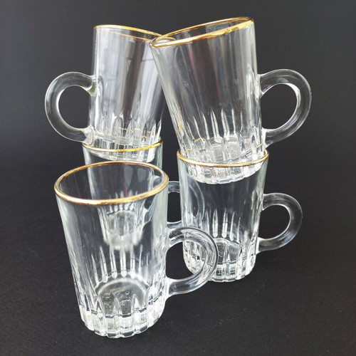 Set of 5 vintage shot glasses like new, glass with gold detail