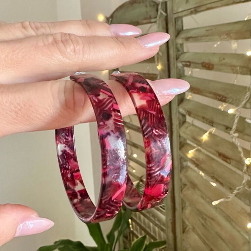 Lightweight hoops in wine red, like new