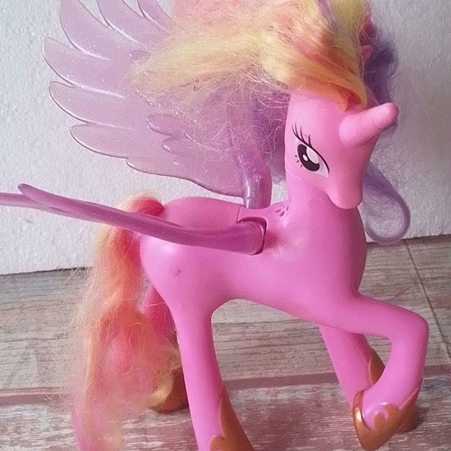 Pony Princess Cadance My Little Pony Wedding Toys My Little Pony Princess  Cutie Mark Magic Fashion