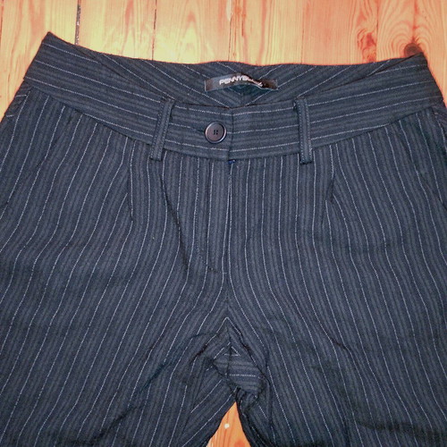 Penny Black gray pinstripe low rise trousers XS used