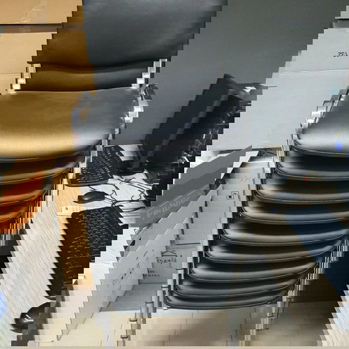 Καρέκλες αναμονής inox σκελετός σε 2 τύπους, σαν καινούργιες