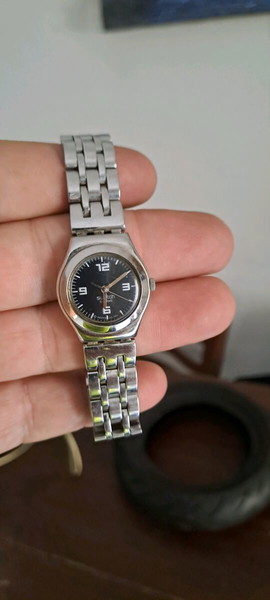 Swatch αυθεντικό.. Πανέμορφο μικρό γυναικείο .