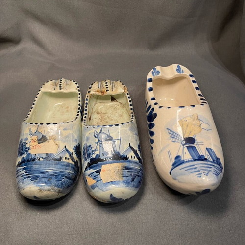 Dutch decorative porcelain shoes used, set of 3 souvenirs