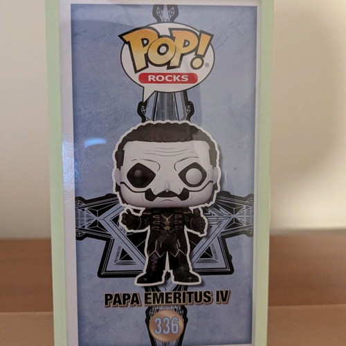 Funko Pop Papa Emeritus V Ghost #336 new with glow case