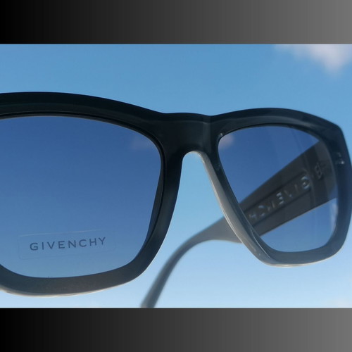 Givenchy 7202S Sunglasses New Grey Silver Acetate