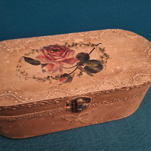 Wooden box with decoupage decoration new
