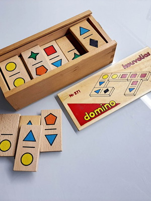 Wooden Domino vintage game like new