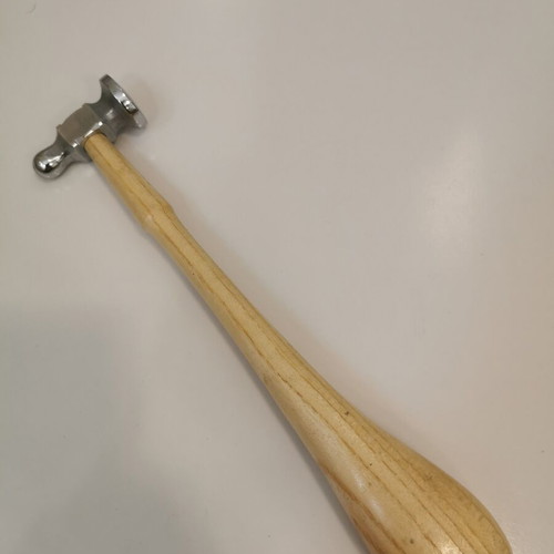 Jewelry hammer used with light wear