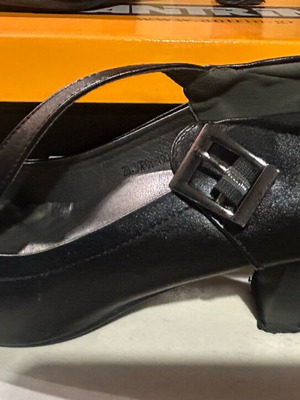 Antrin black dance shoes size 38 like new