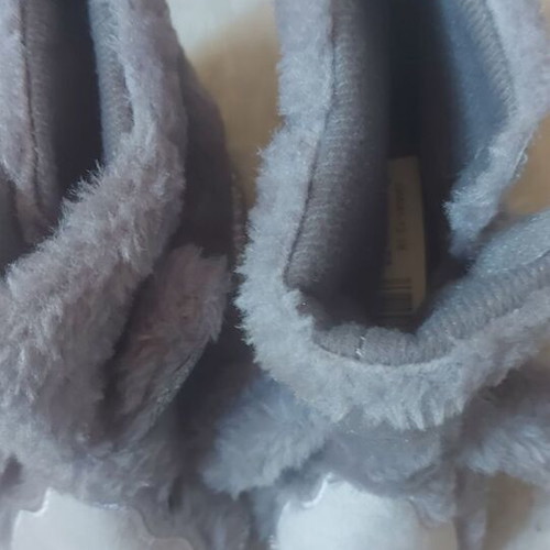 Winter slippers for girl size 21 new