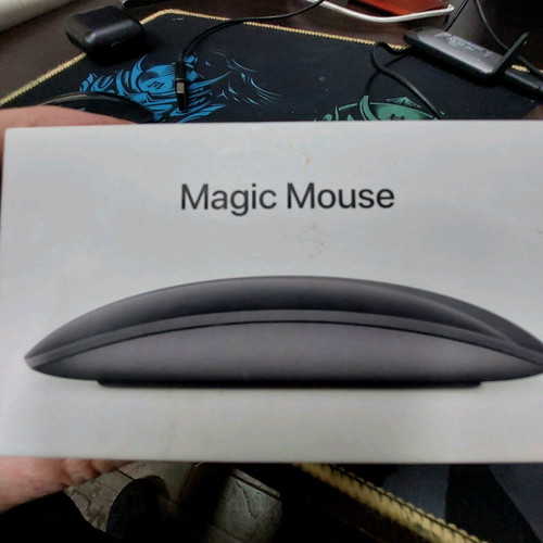 Apple Magic Mouse 2 Black like new, Lightning port